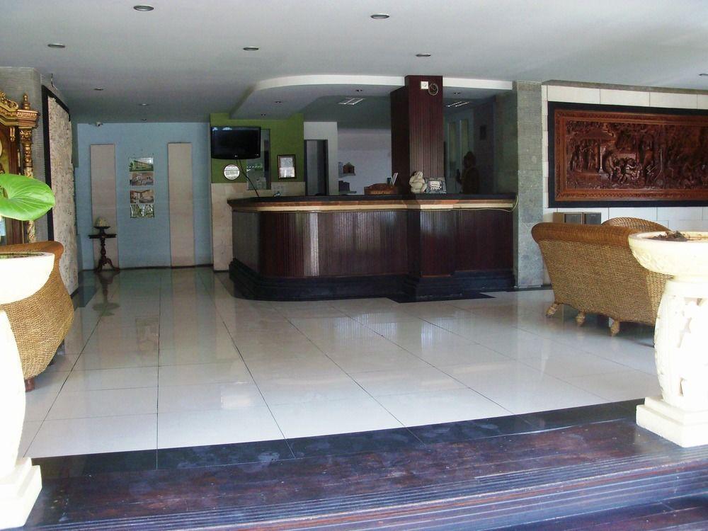 Hotel La Walon 3*